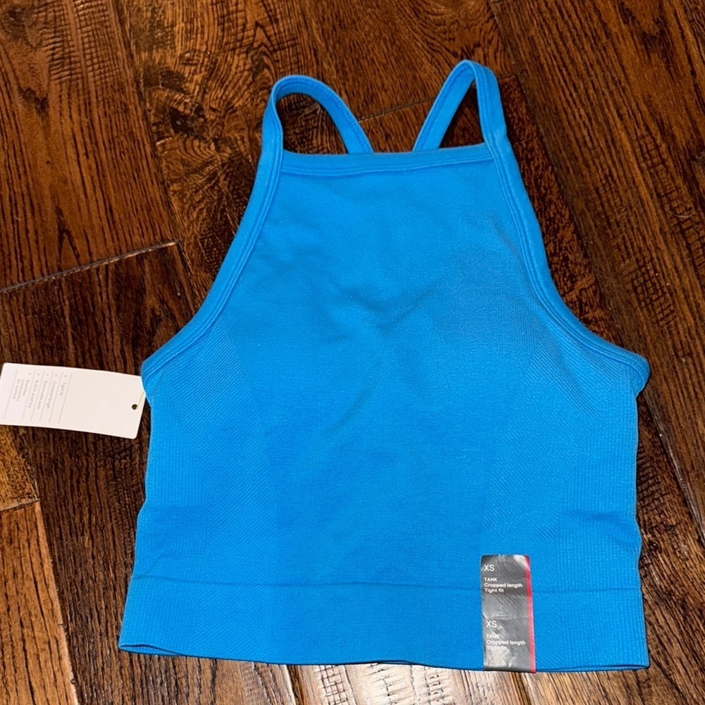 NWT TANK Cropped Length Tight Fit Size XS Vibrant Blue Racerback